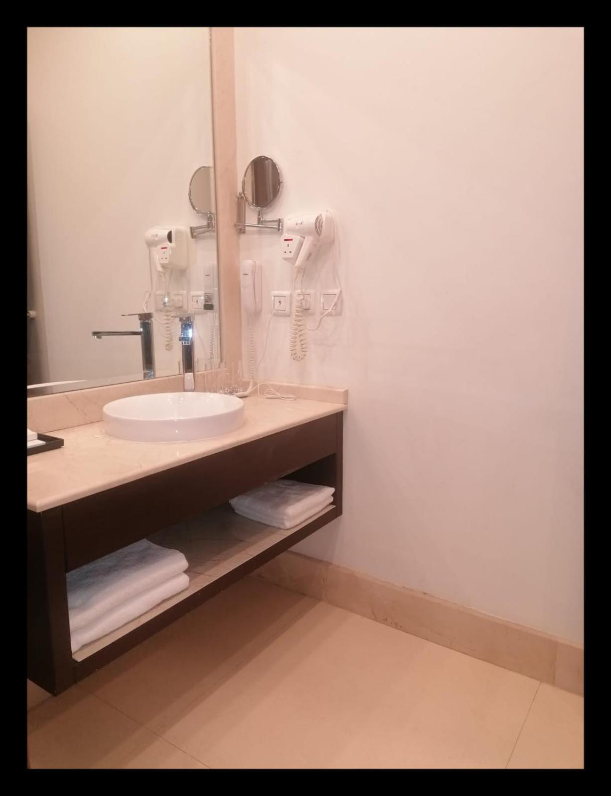 ריאד Diamond Hotel מראה חיצוני תמונה